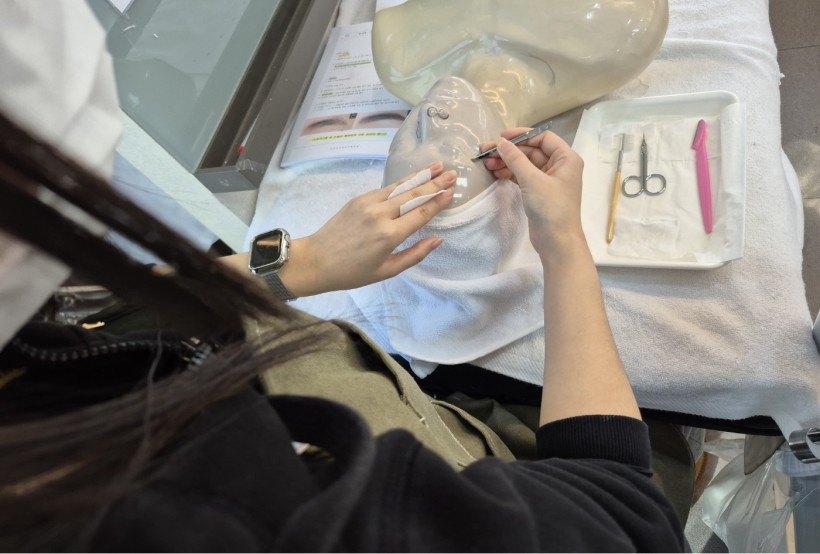 1e80ab03fe0b3a4611c0e9f046fecca7_1768970